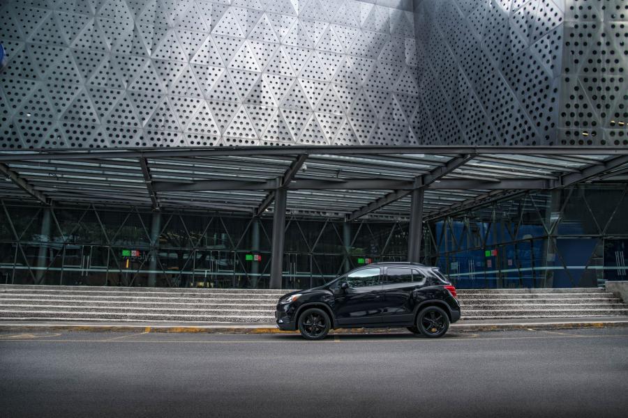  Chevrolet Trax Premier Midnight 2018 года  (MX) (фото 10 из 20)